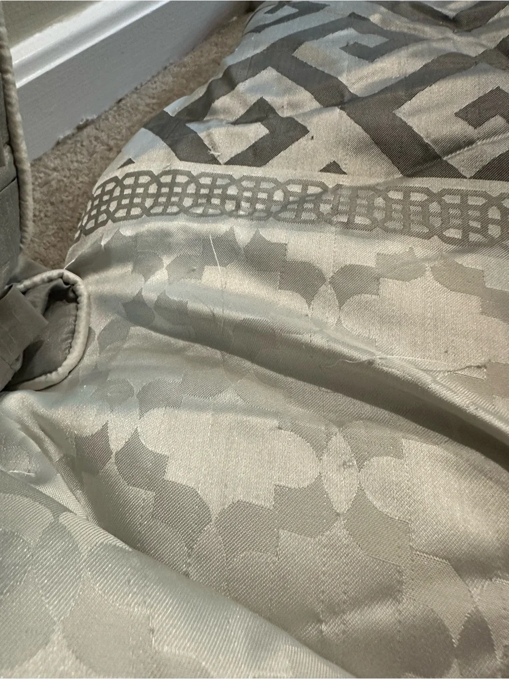 Full Size Gray Madison Park comforter Set Bed